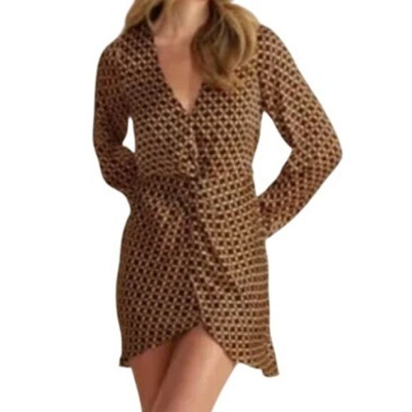 Mink Pink LARGE Gold Patterned Front Bunch Snap V Neck Valentina Mini Dress - Picture 4 of 15